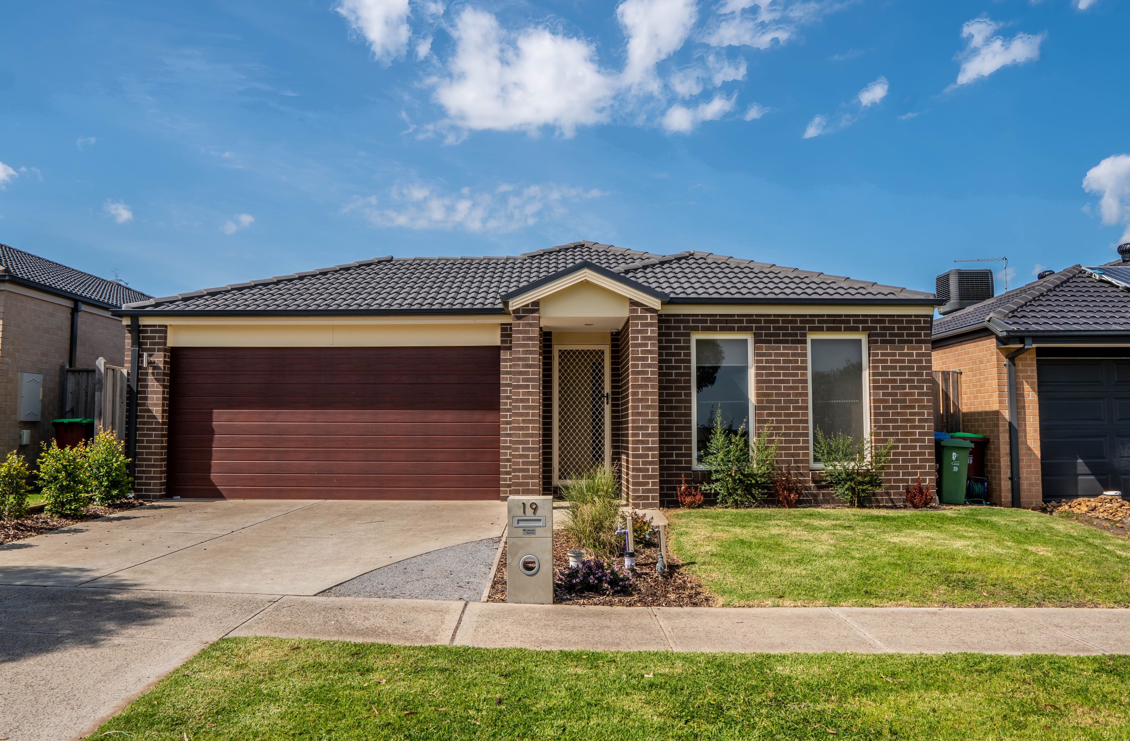 19 Red Poll Road, Cranbourne West VIC 3977, Cranbourne West - Thumbnail 2