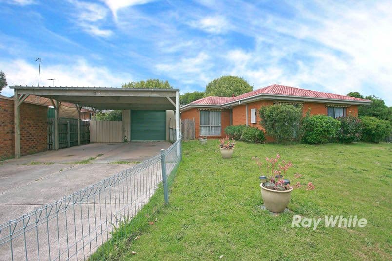 18 Blaxland Avenue, CRANBOURNE NORTH VIC 3977, Cranbourne North - Image 1