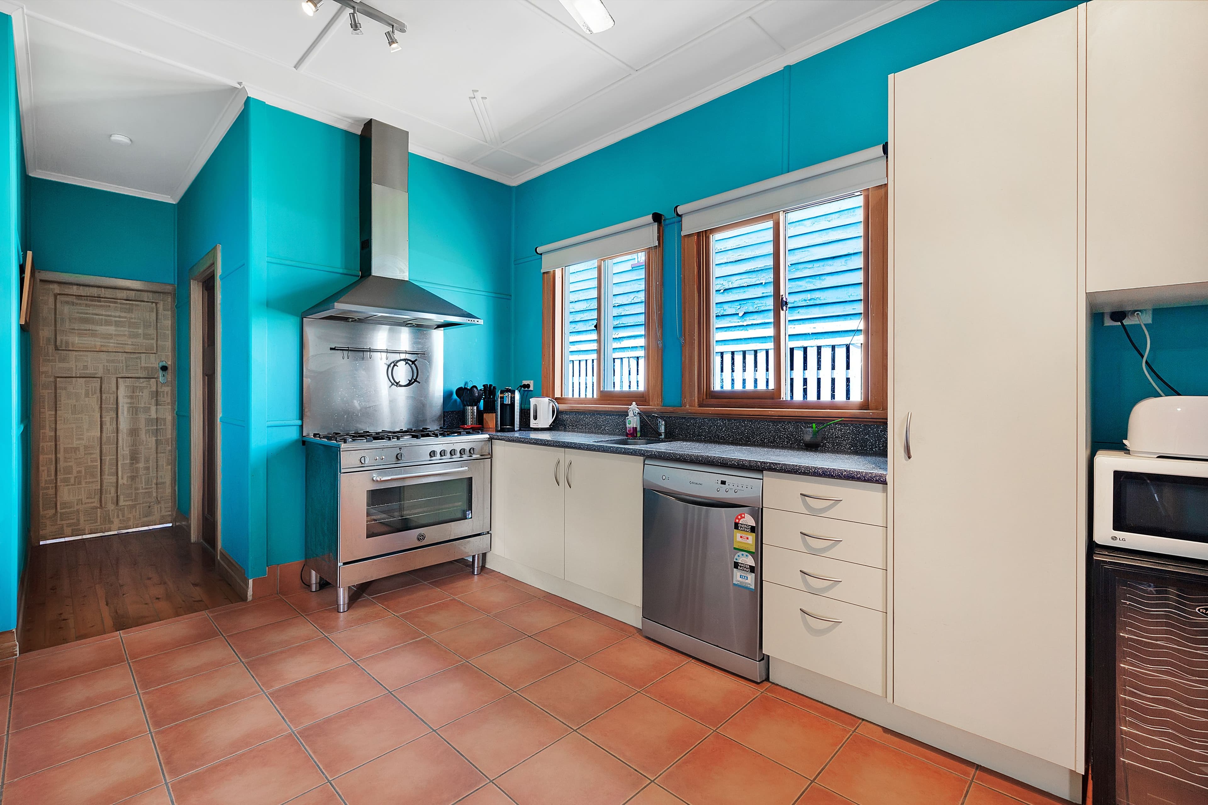 72 MEYMOT Street, Banyo QLD 4014, Banyo - Thumbnail 3