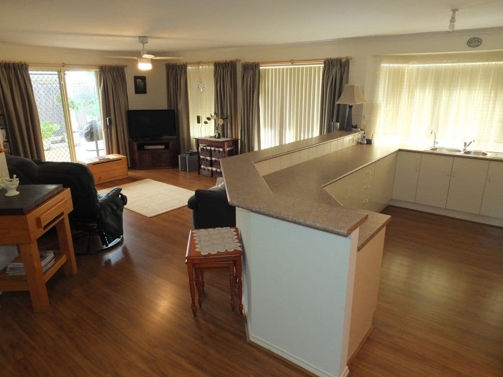 11 Waring Street, KADINA SA 5554, Kadina - Thumbnail 2
