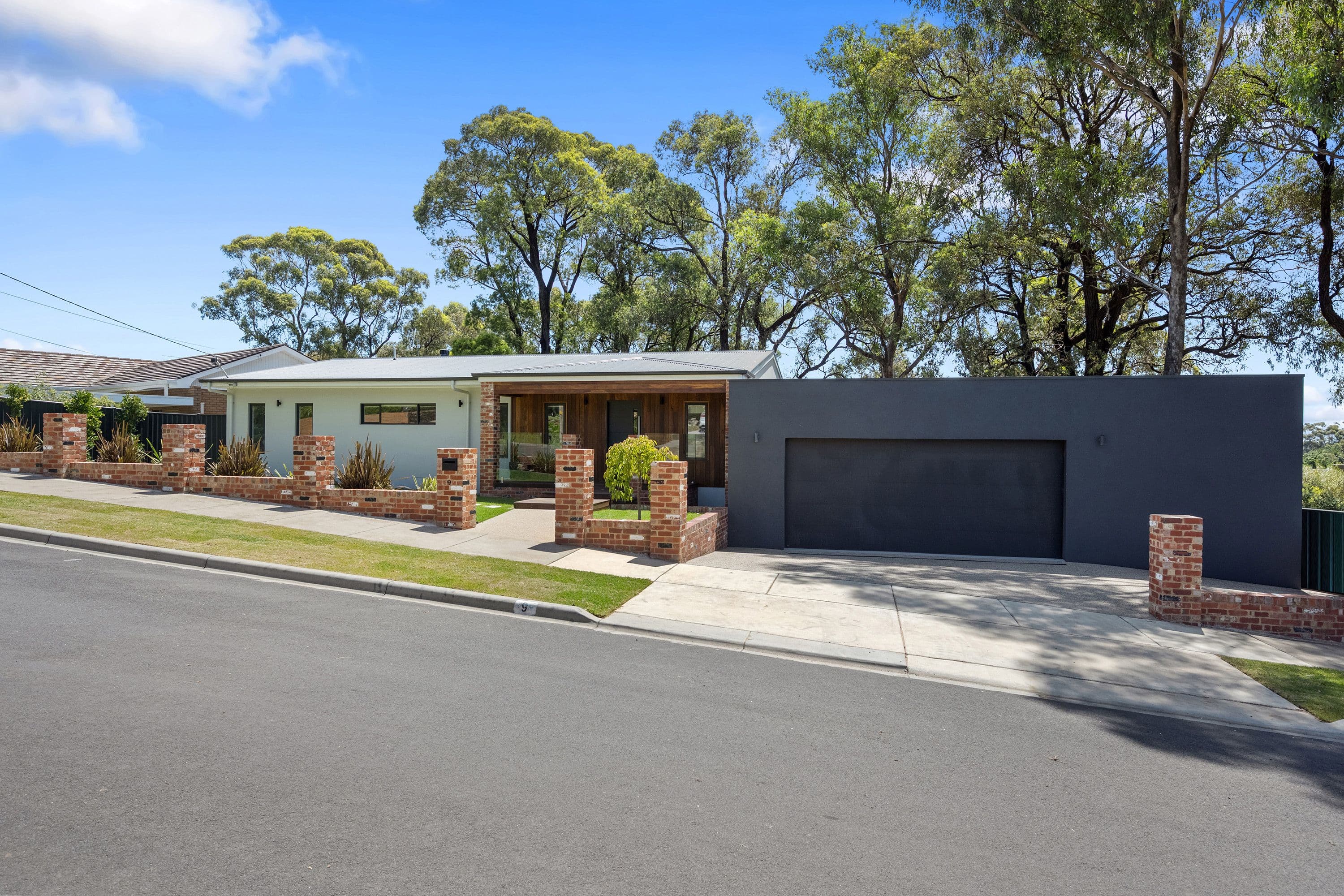 9 Leigh Avenue, Kennington VIC 3550, Kennington - Image 1