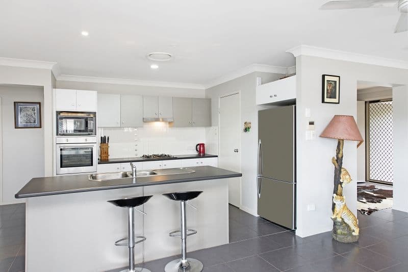 22 Lilly Crescent, Kallangur QLD 4503, Kallangur - Thumbnail 2