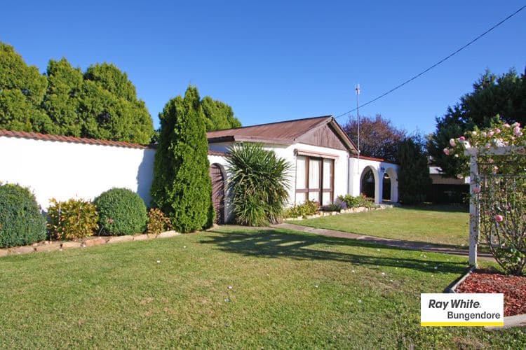 27 Mecca Lane, Bungendore - Image 1
