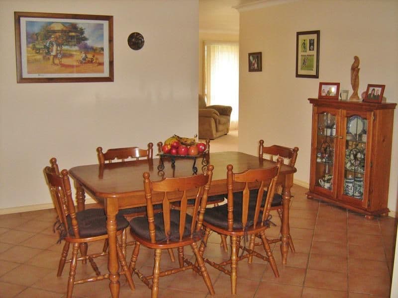 24 Tadros Avenue, YOUNG NSW 2594, Young - Thumbnail 5