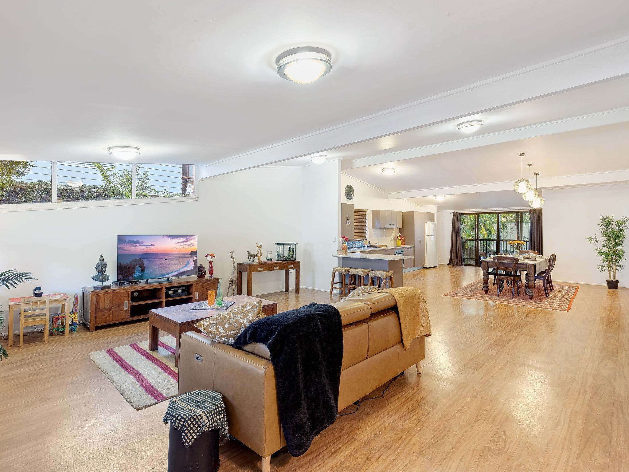 6 Sherwood Crescent, Daisy Hill QLD 4127, Daisy Hill - Thumbnail 2