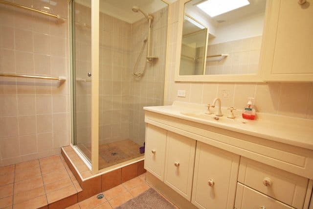 29 Monckton Place, GLENFIELD NSW 2167, Glenfield - Thumbnail 4