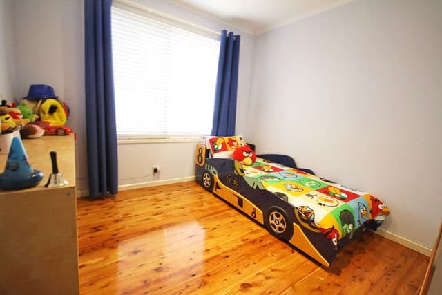 29 Monckton Place, GLENFIELD NSW 2167, Glenfield - Thumbnail 6