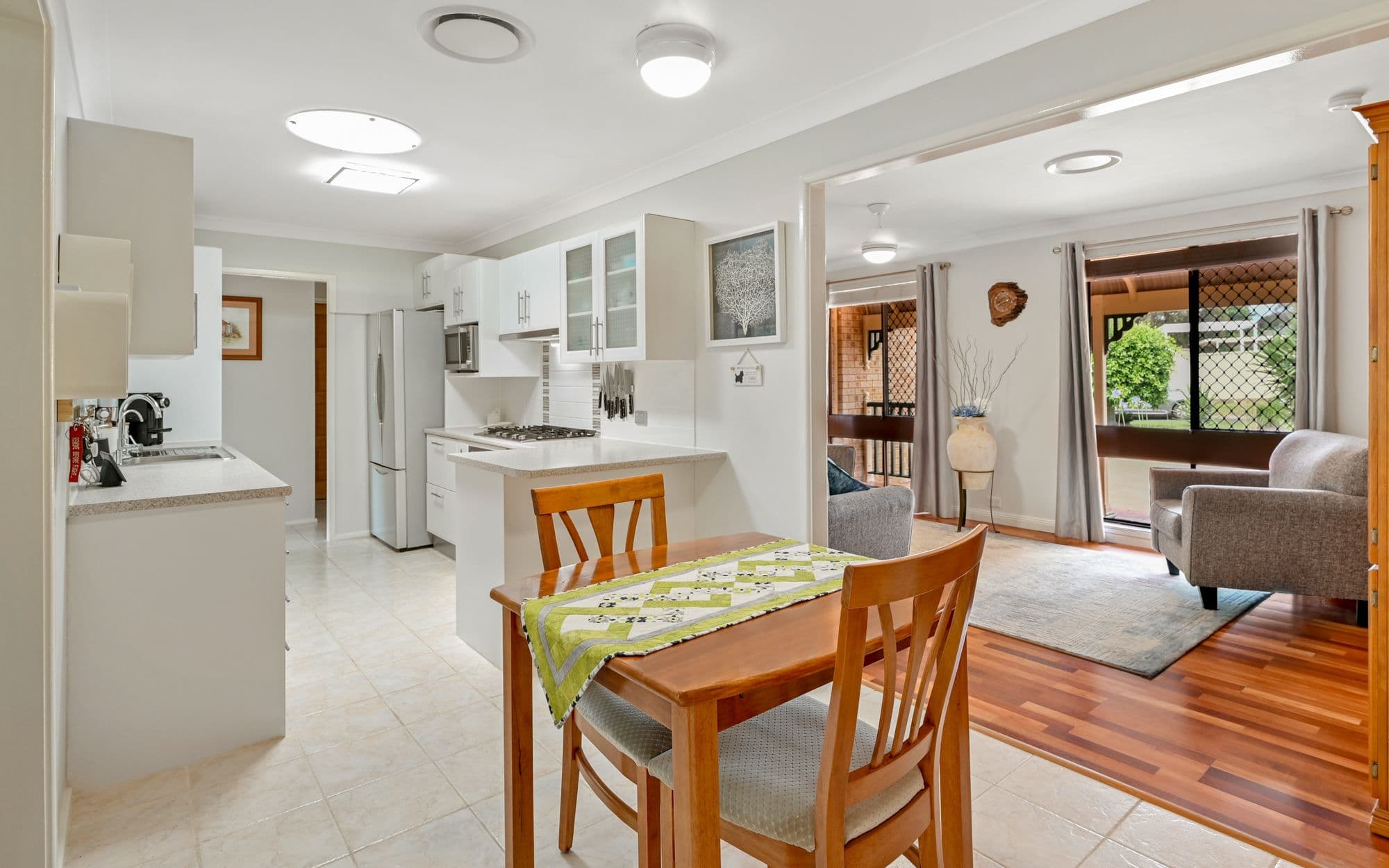 6 Dee Why Place, Woodbine NSW 2560, Woodbine - Thumbnail 5