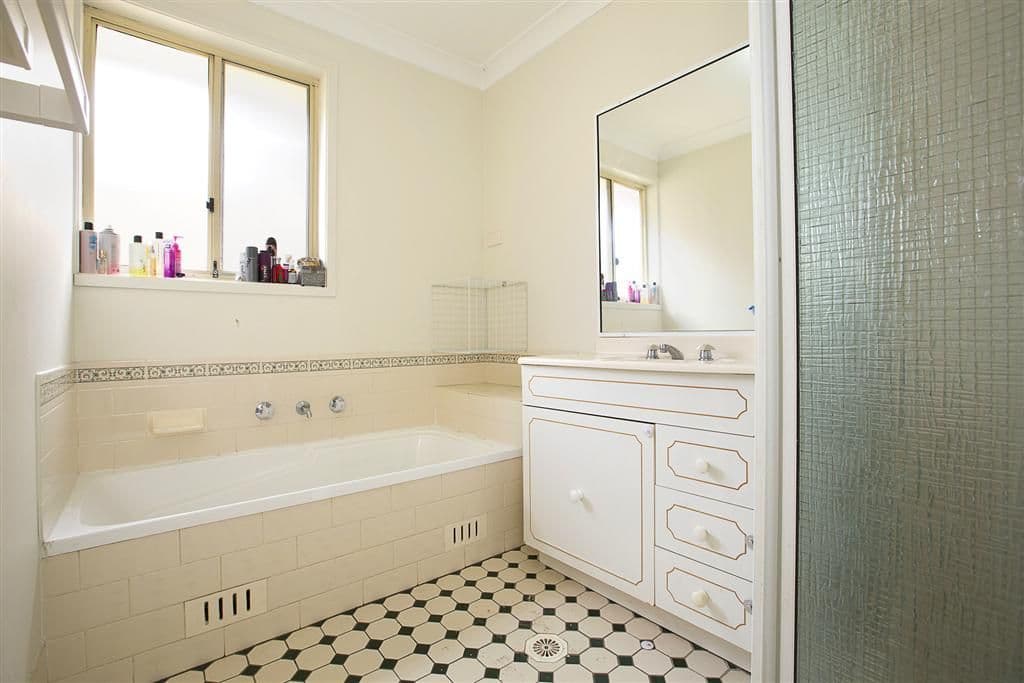 30 Harwood Circuit, Glenmore Park NSW 2745, Glenmore Park - Thumbnail 6