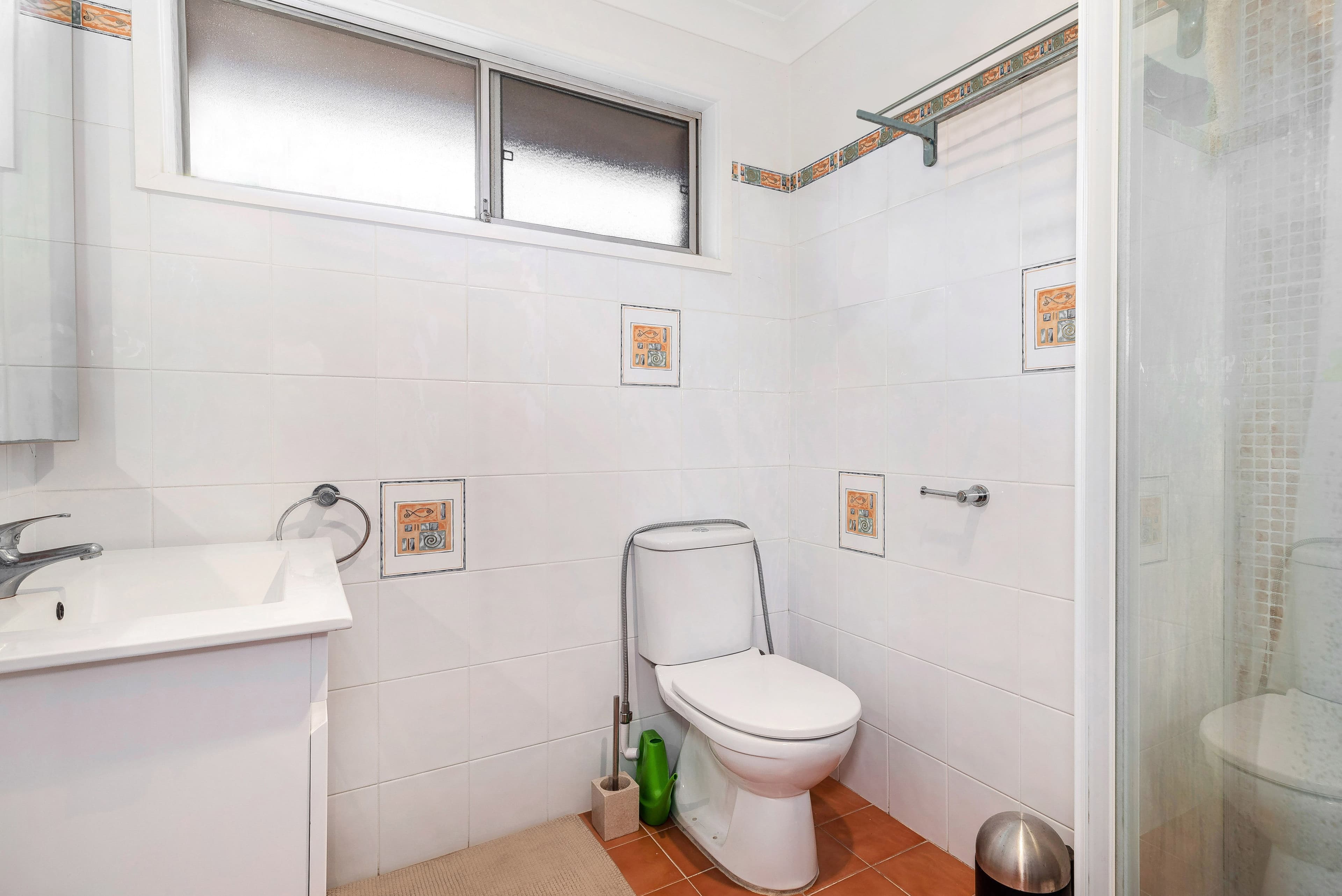 48 Jacaranda Drive, Georges Hall NSW 2198, Georges Hall - Thumbnail 5