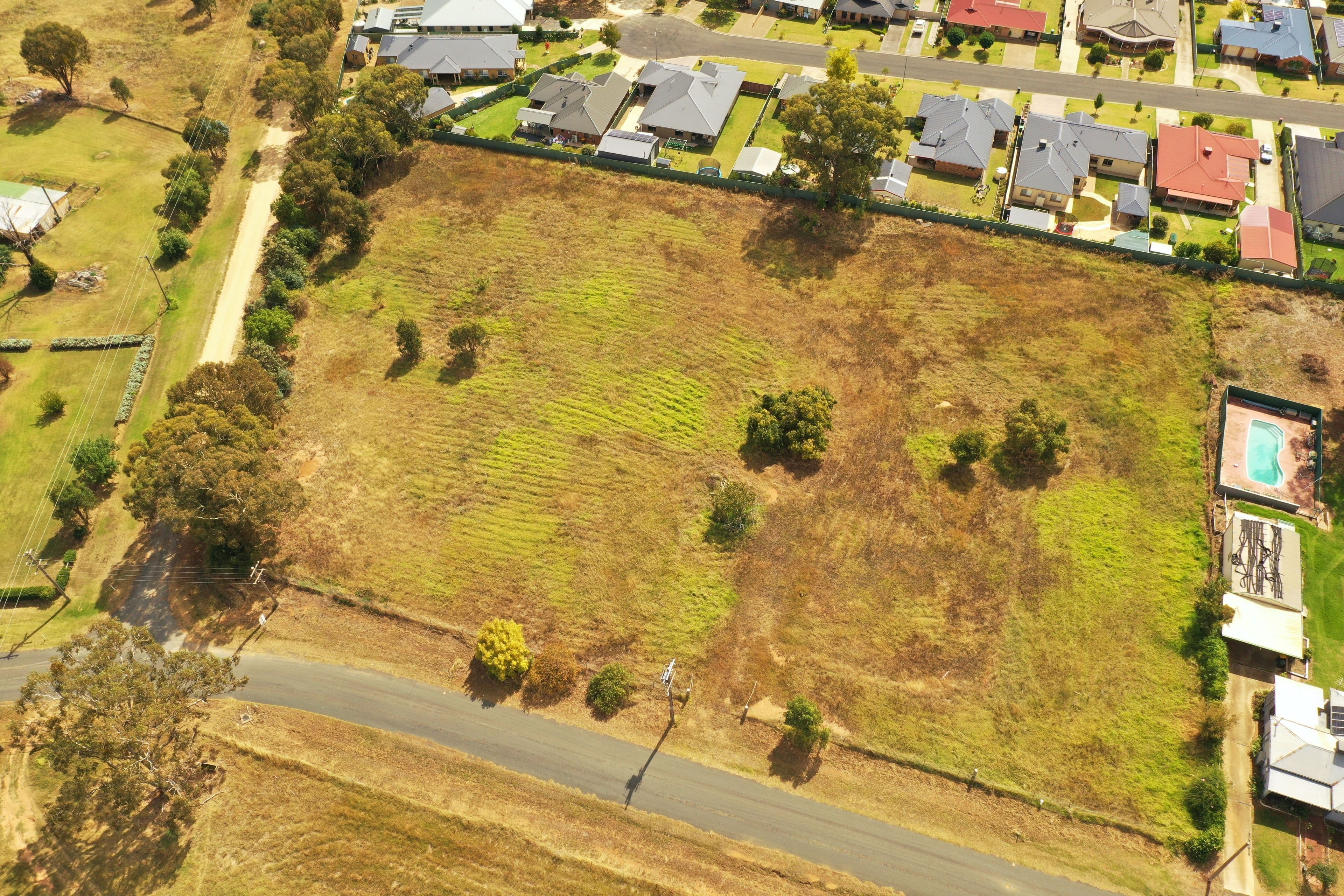14 Purchas Street, Young NSW 2594, Young - Thumbnail 2