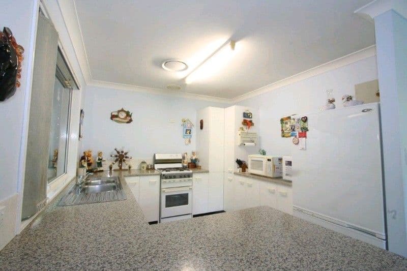 43 Kiewa Drive, LOGANHOLME QLD 4129, Loganholme - Thumbnail 2