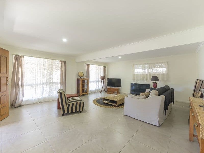 10 Browning Court, Strathpine QLD 4500, Strathpine - Thumbnail 5