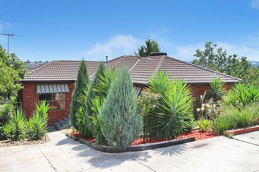 17 Ashleigh Crescent, MEADOW HEIGHTS VIC 3048, Meadow Heights - Image 1