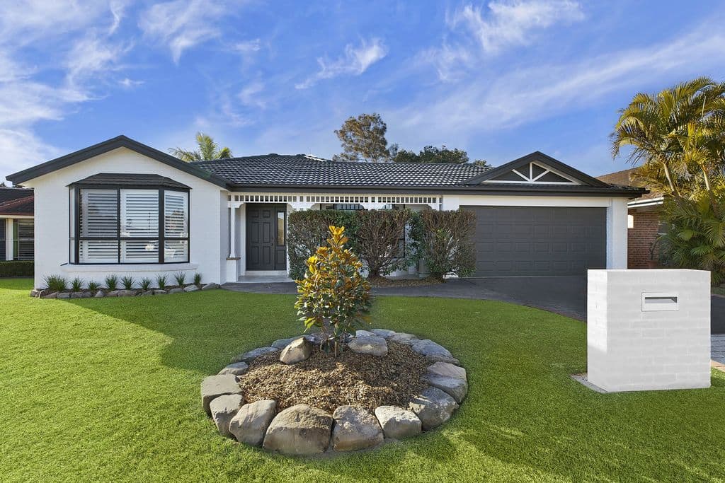 30 Neale Street, Long Jetty - Image 1
