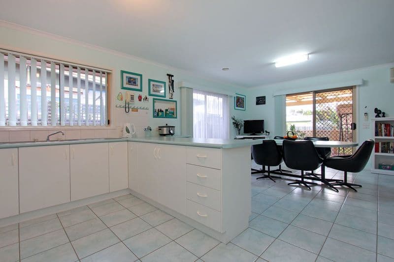 18 Fig Street, DROMANA VIC 3936, Dromana - Thumbnail 4