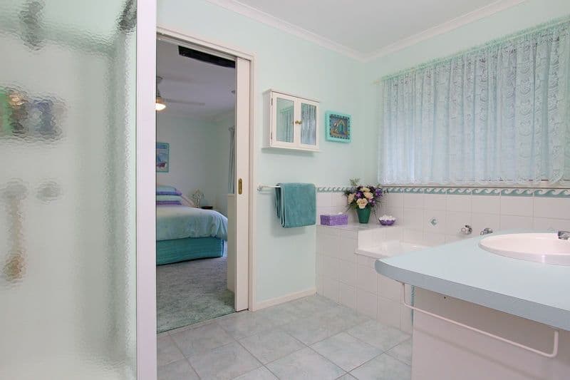18 Fig Street, DROMANA VIC 3936, Dromana - Thumbnail 8