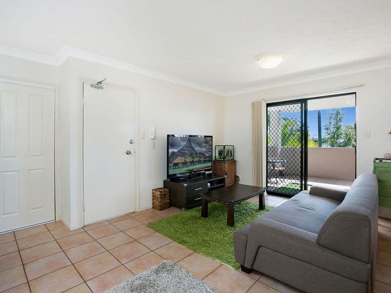 192 Juliette Street, Greenslopes QLD 4120, Greenslopes - Thumbnail 2