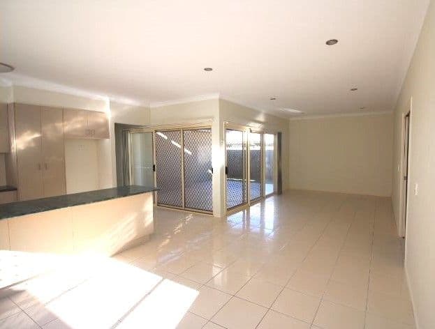 18 Elizabeth Street, Coomera QLD 4209, Coomera - Thumbnail 4