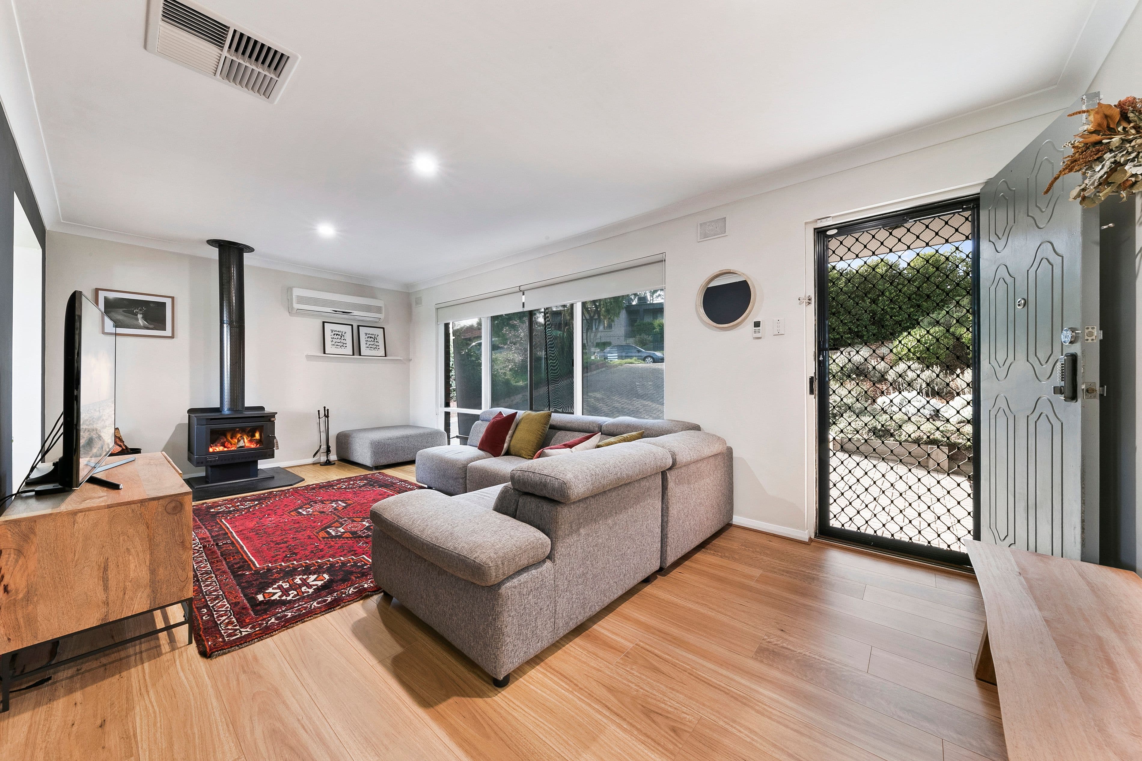 19 Flinders Drive, Valley View SA 5093, Valley View - Thumbnail 3