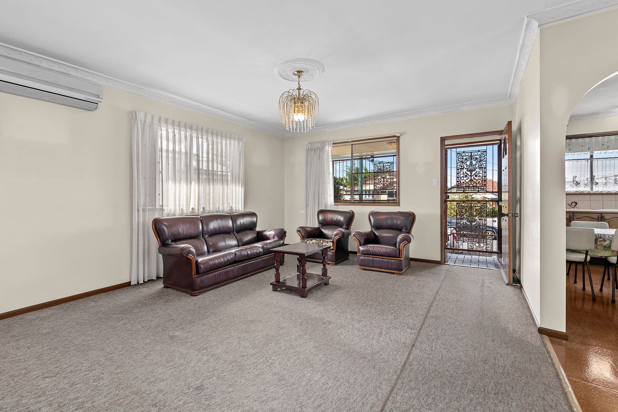 24 Crawford Avenue, Stafford QLD 4053, Stafford - Thumbnail 5