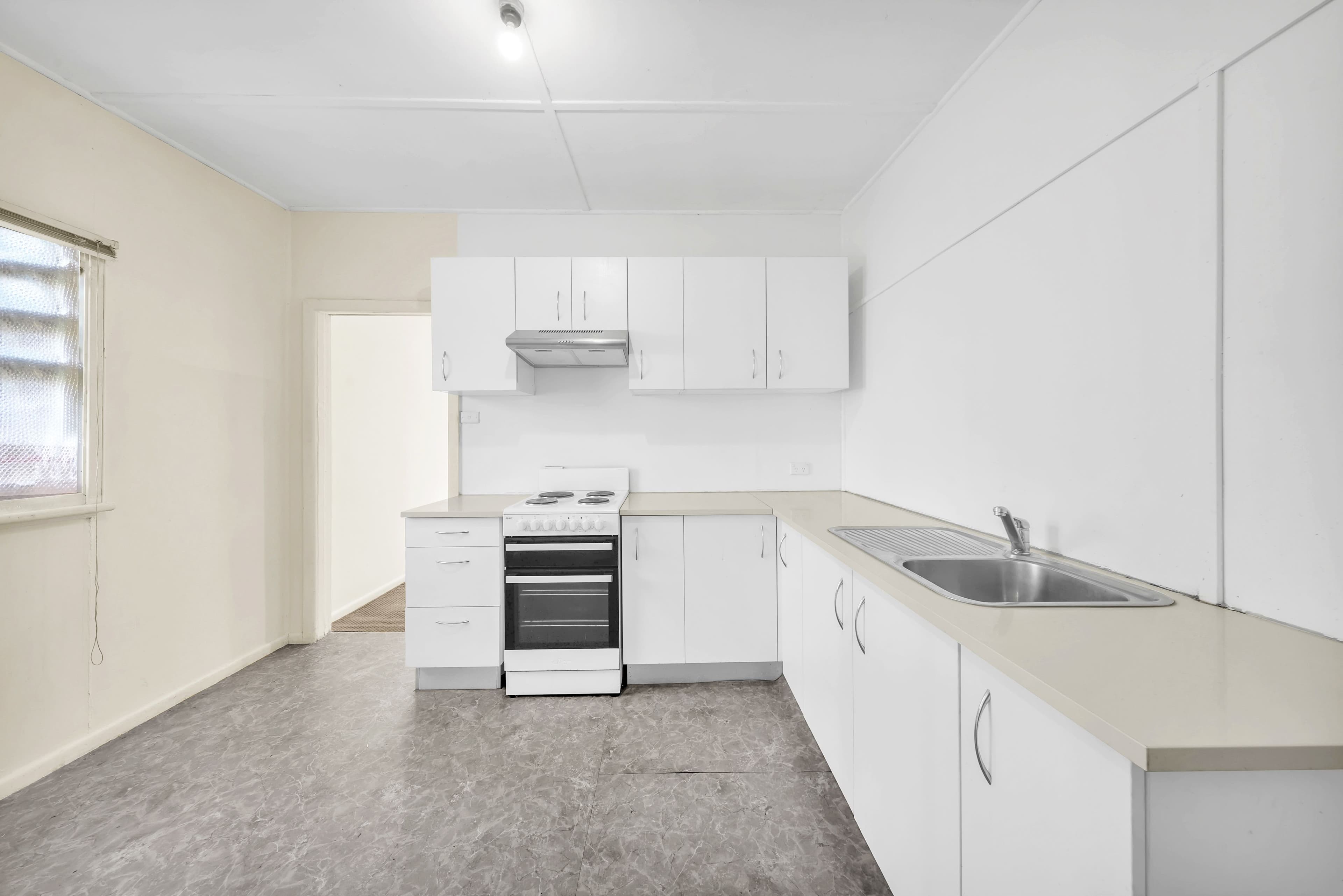 44 Elizabeth Crescent, Kingswood NSW 2747, Kingswood - Thumbnail 4