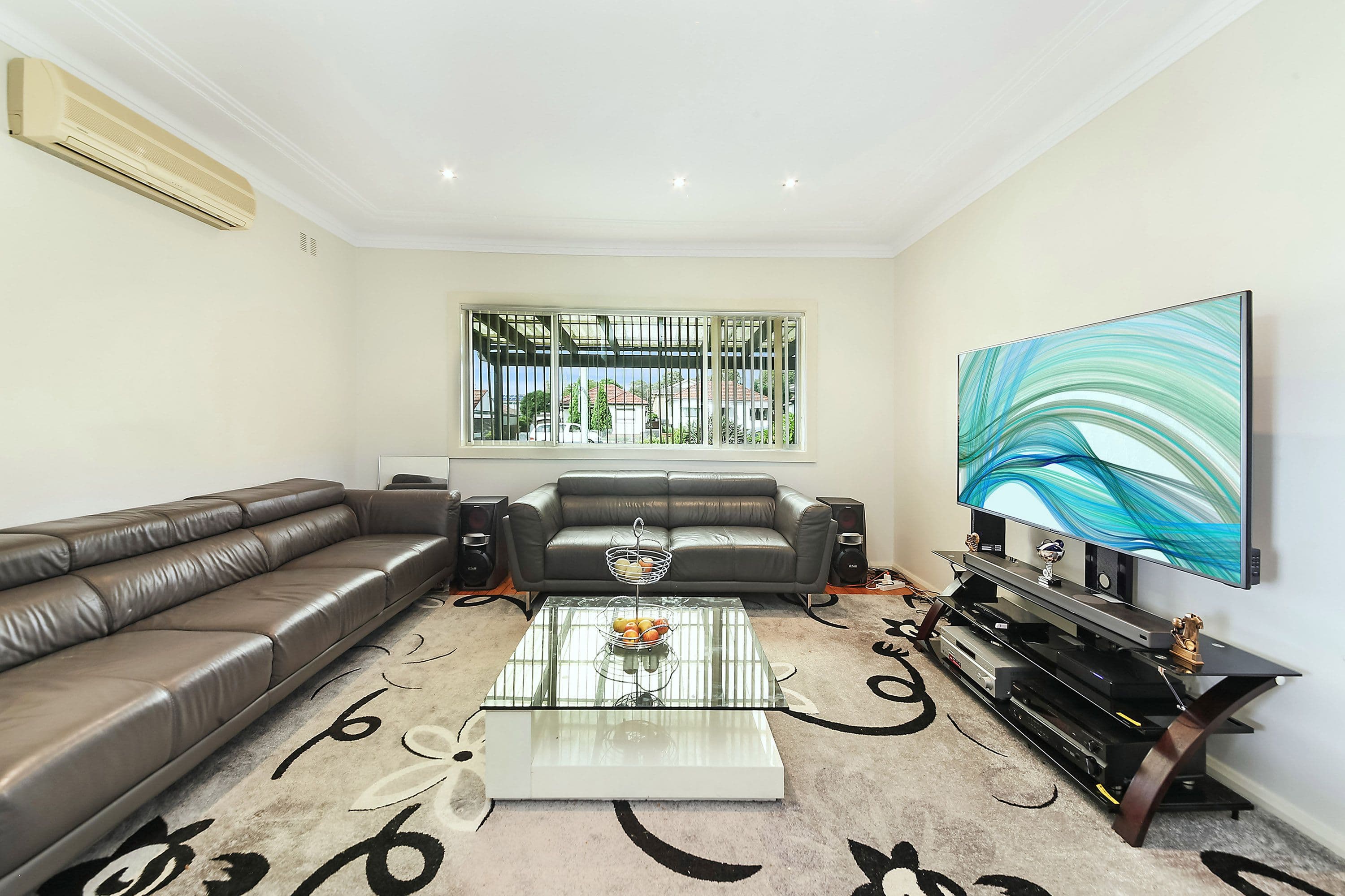 31 Boundary Road, Chester Hill - Thumbnail 2