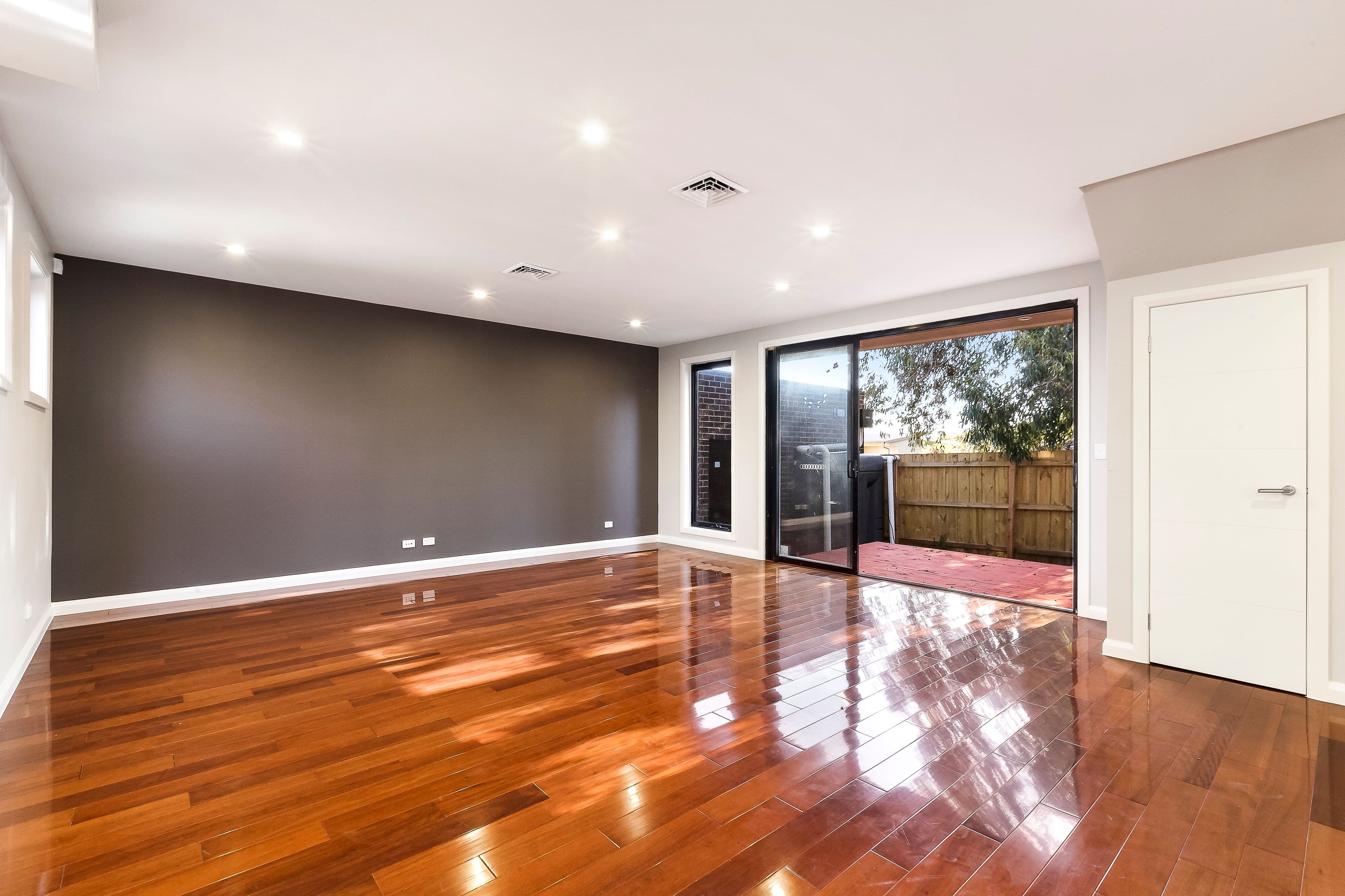 27 Carramar Street, Chadstone VIC 3148, Chadstone - Thumbnail 4