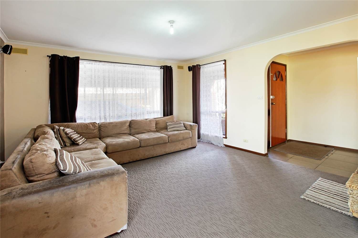 20 Moreland Drive, CORIO VIC 3214, Corio - Thumbnail 2
