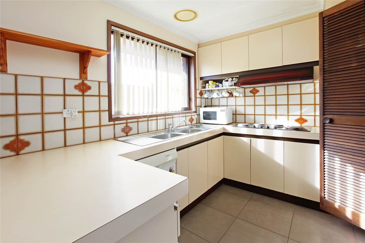 20 Moreland Drive, CORIO VIC 3214, Corio - Thumbnail 4