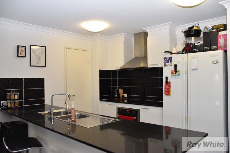 12 Coralina Crescent, Logan Reserve QLD 4133, Logan Reserve - Thumbnail 4