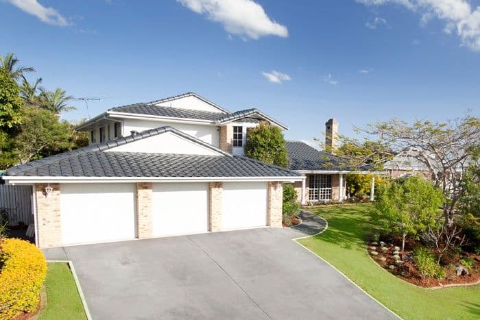 8 McKellar Court, MOUNT OMMANEY QLD 4074, Mount Ommaney - Image 1