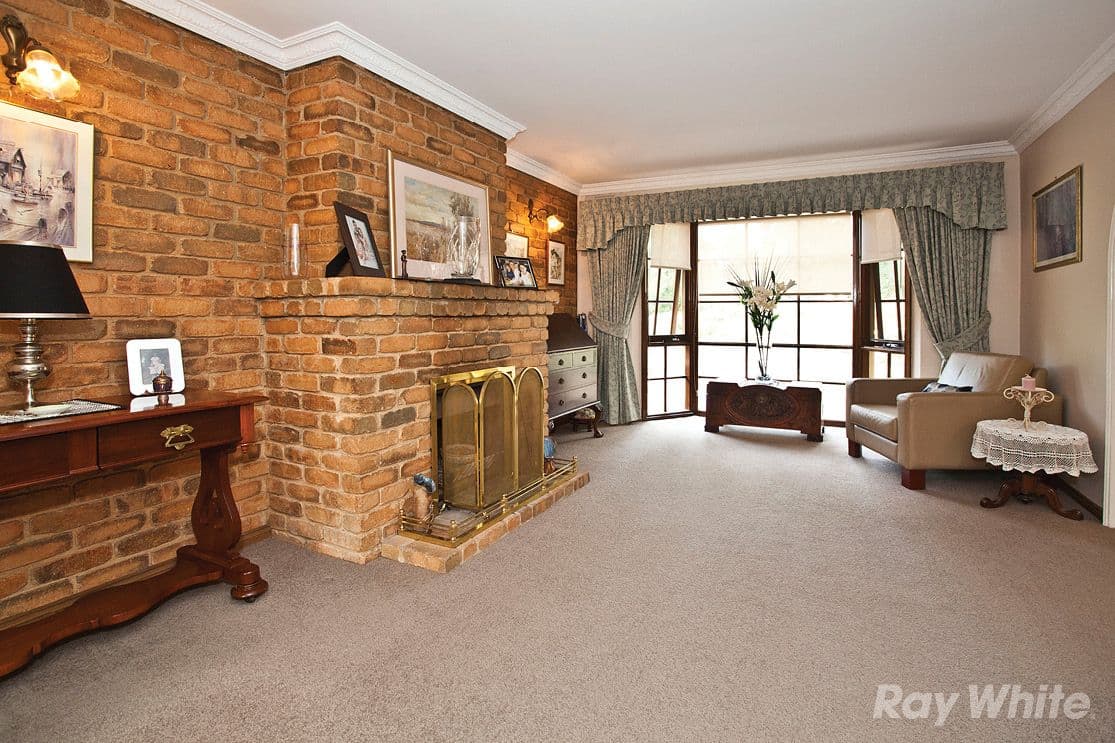 933 Ferntree Gully Road, WHEELERS HILL VIC 3150, Wheelers Hill - Thumbnail 2