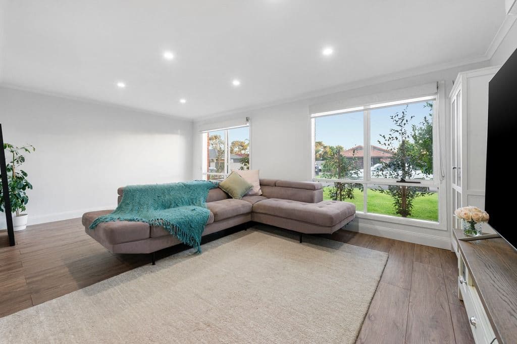 12 Bemboka Court, Werribee VIC 3030, Werribee - Thumbnail 3