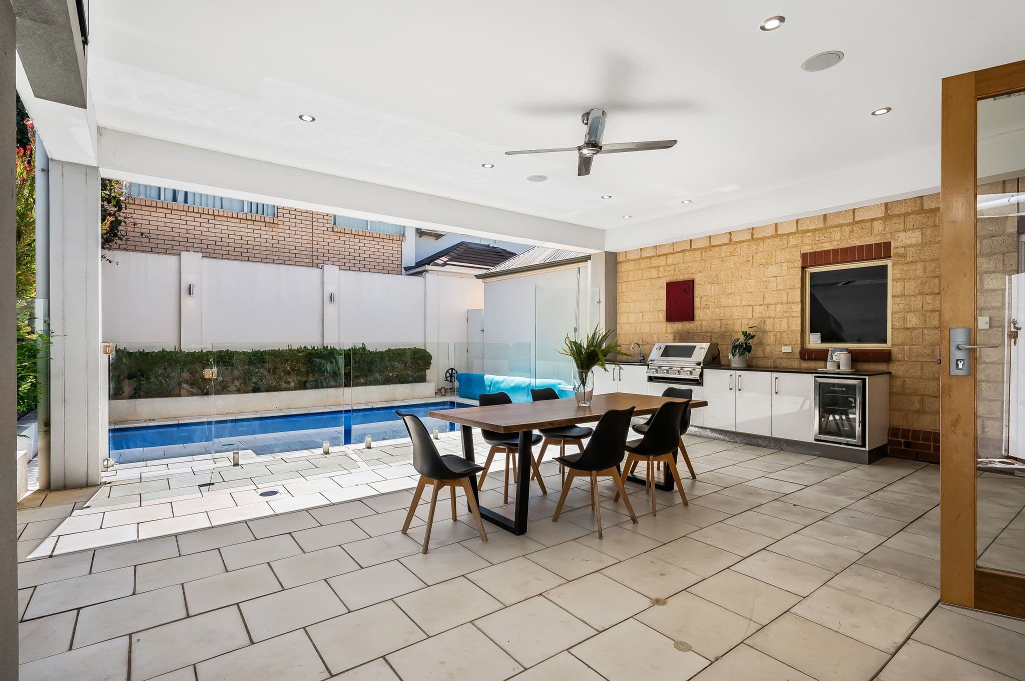 15 Lakeside Close, Mawson Lakes SA 5095, Mawson Lakes - Thumbnail 8
