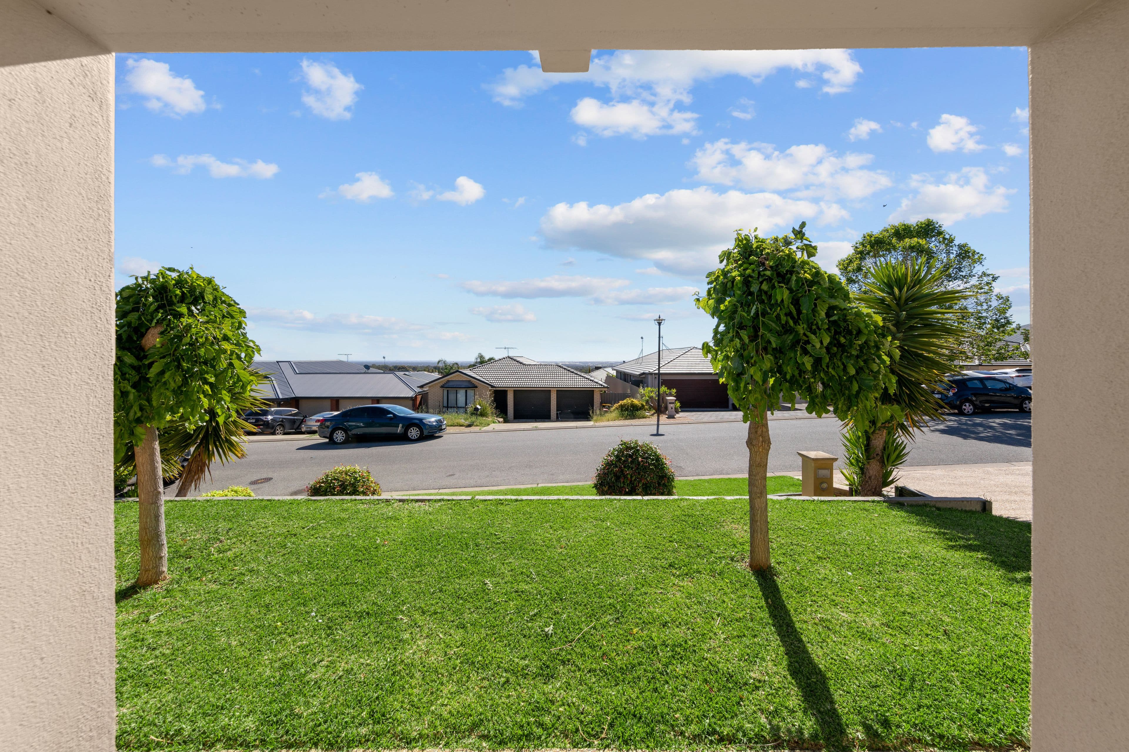 24 Manchester Circuit, Craigmore SA 5114, Craigmore - Thumbnail 2