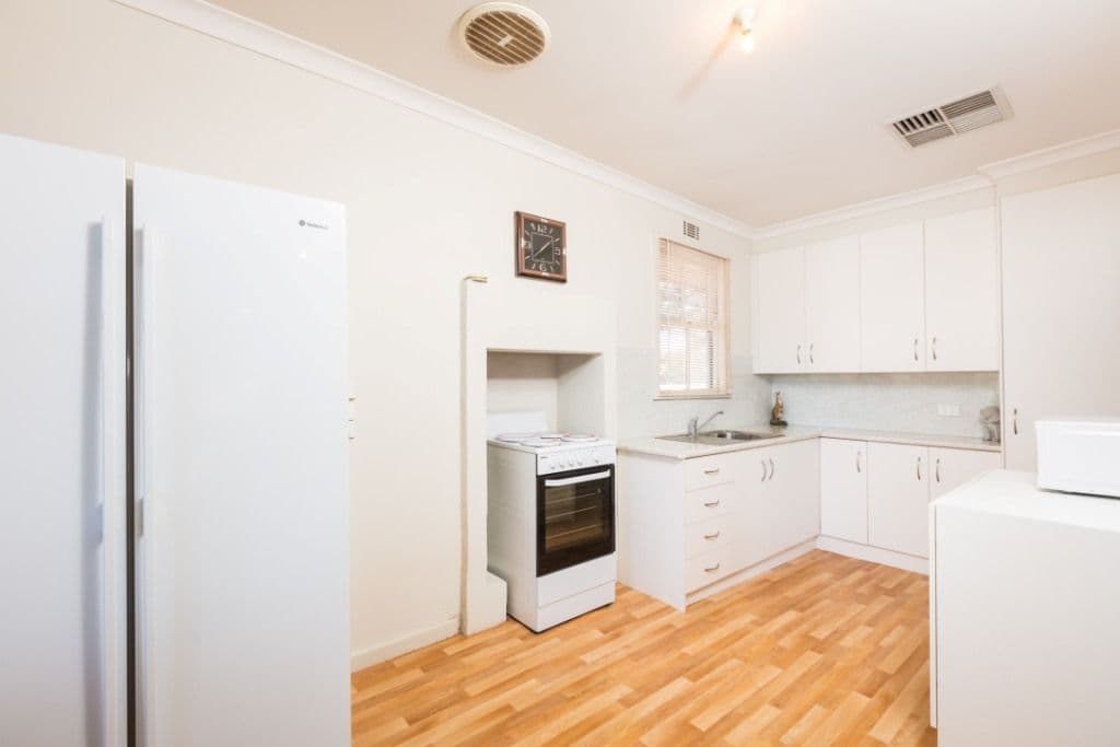 7 Westcliffs Avenue, Red Cliffs VIC 3496, Red Cliffs - Thumbnail 4