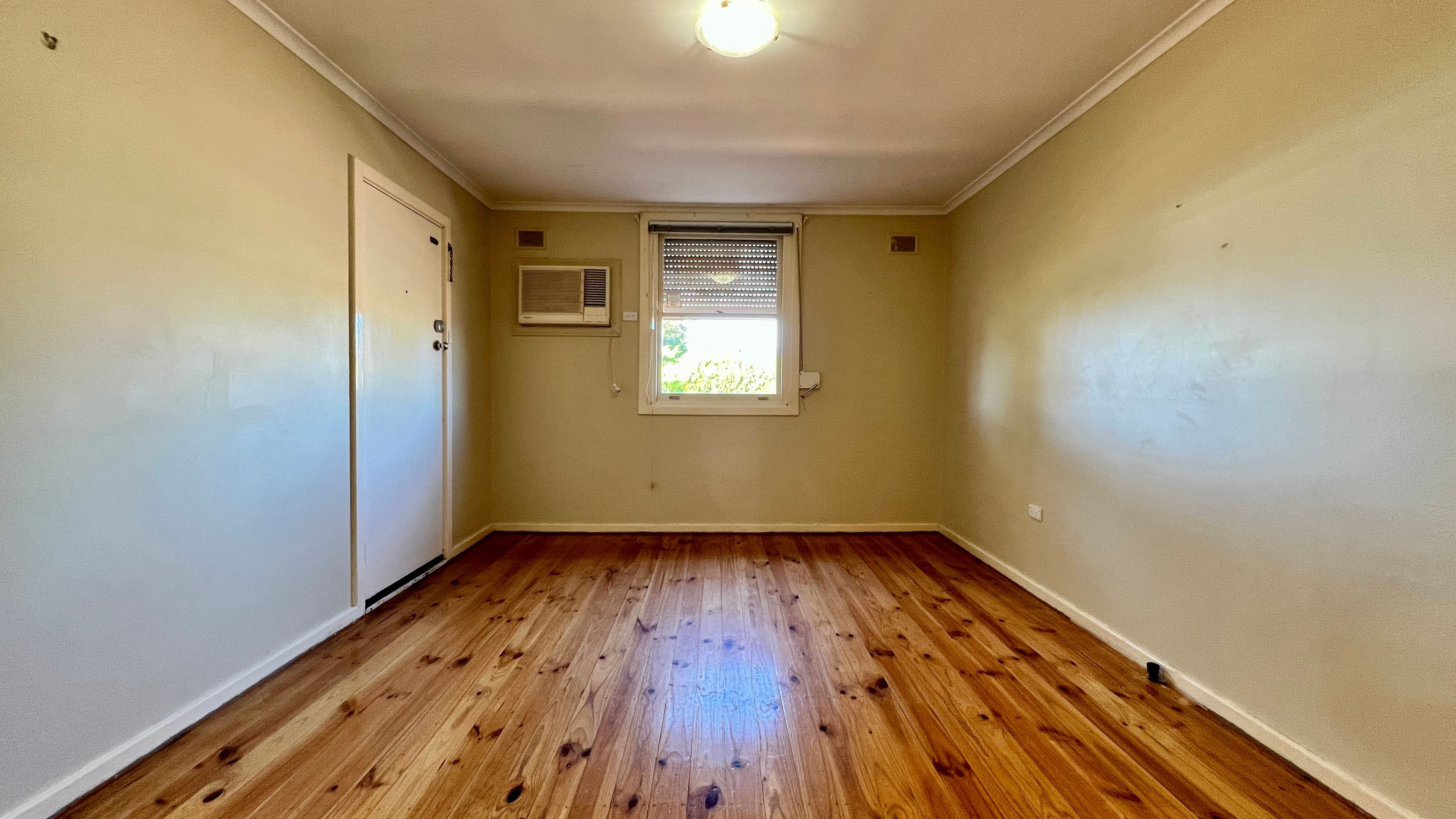 24 Wainwright Street, Whyalla Stuart SA 5608, Whyalla Stuart - Thumbnail 2