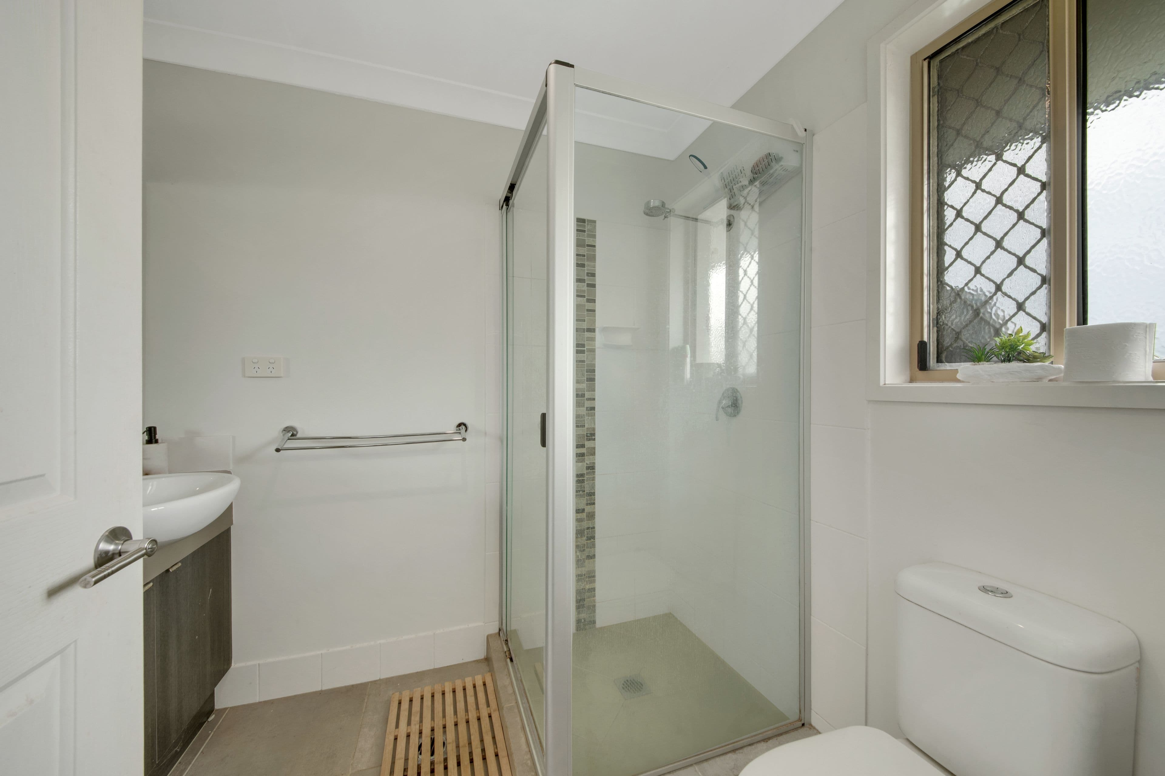 18 Orpheus Drive, Calliope QLD 4680, Calliope - Thumbnail 6