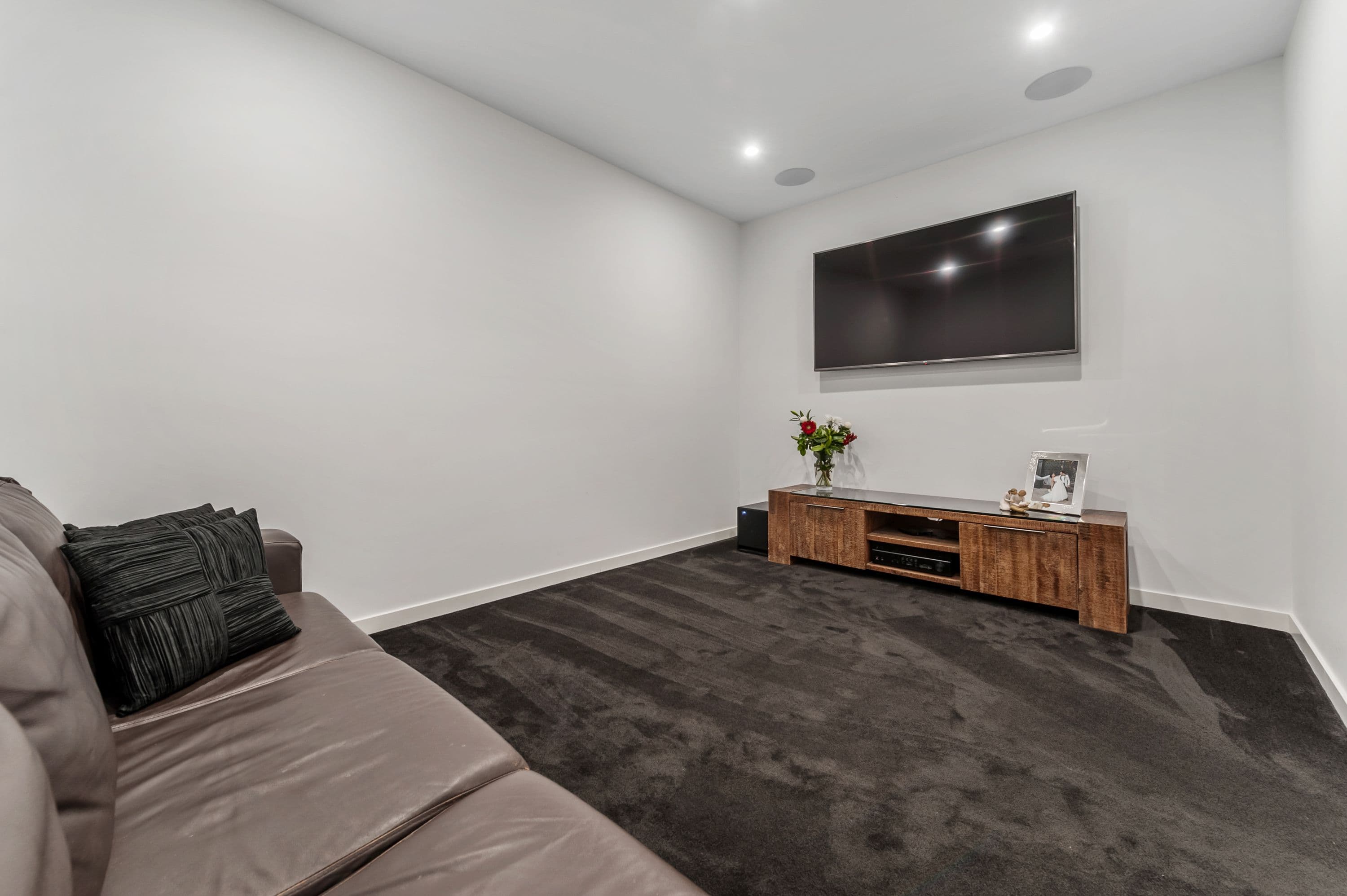 32 Arbourton Avenue, Rockbank VIC 3335, Rockbank - Thumbnail 4