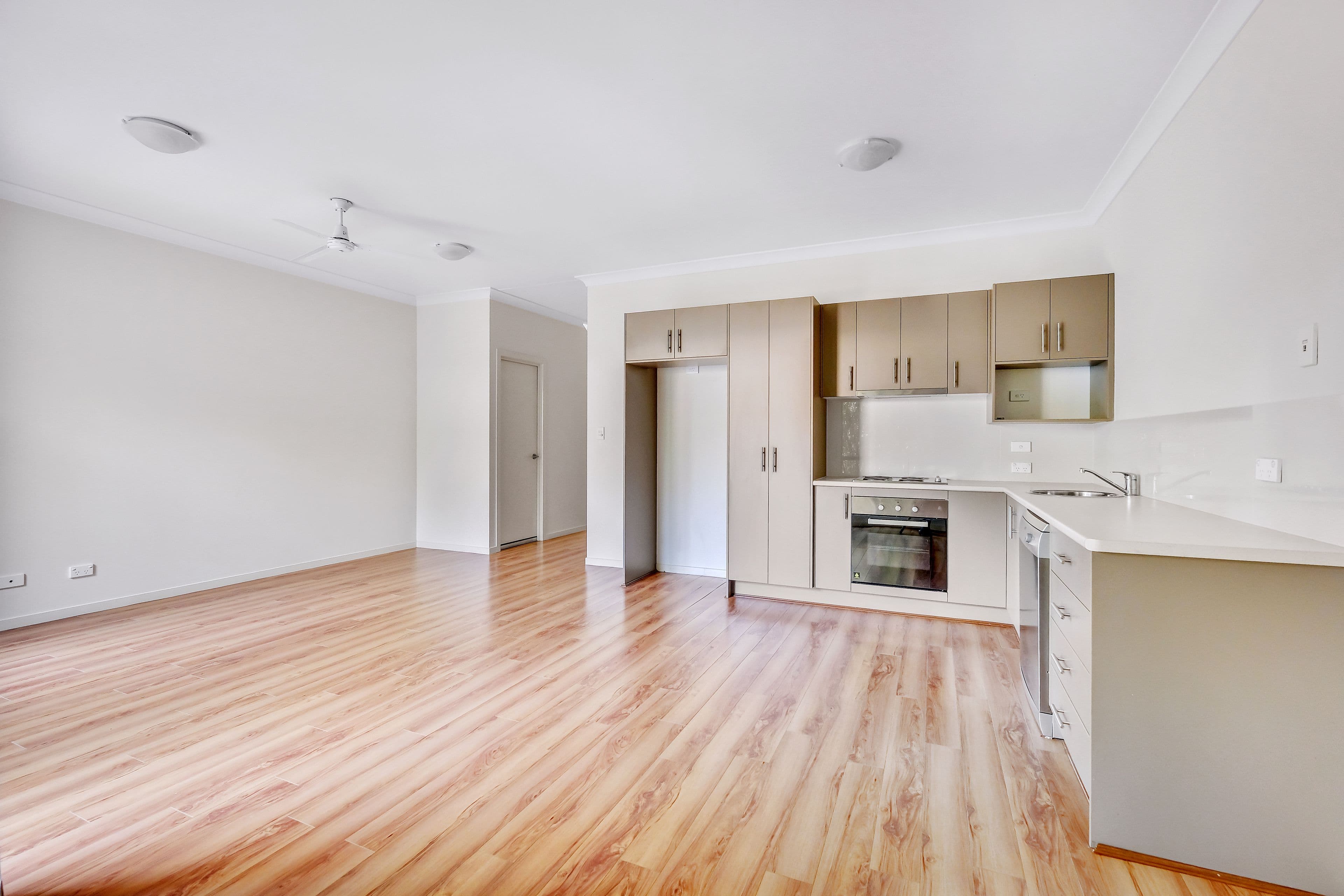 18 Frankland Avenue, Waterford QLD 4133, Waterford - Thumbnail 5