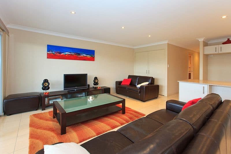 60 Kates Street, MORNINGSIDE QLD 4170, Morningside - Thumbnail 3