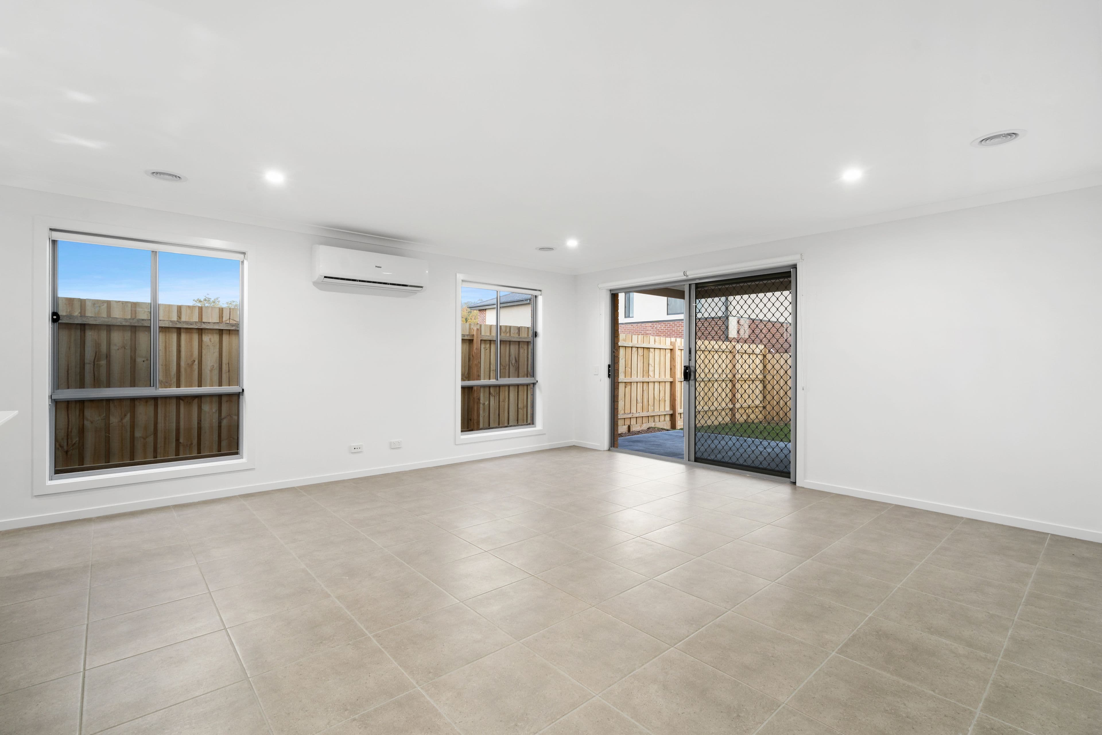 3 Brandybuck Lane, Mernda VIC 3754, Mernda - Thumbnail 5