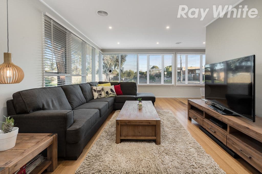 143 Greenwood Drive, Bundoora VIC 3083, Bundoora - Thumbnail 3