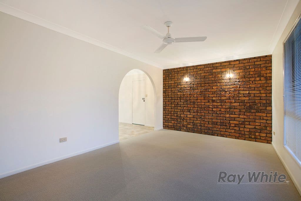 2 Doolan Court, Capalaba QLD 4157, Capalaba - Thumbnail 2