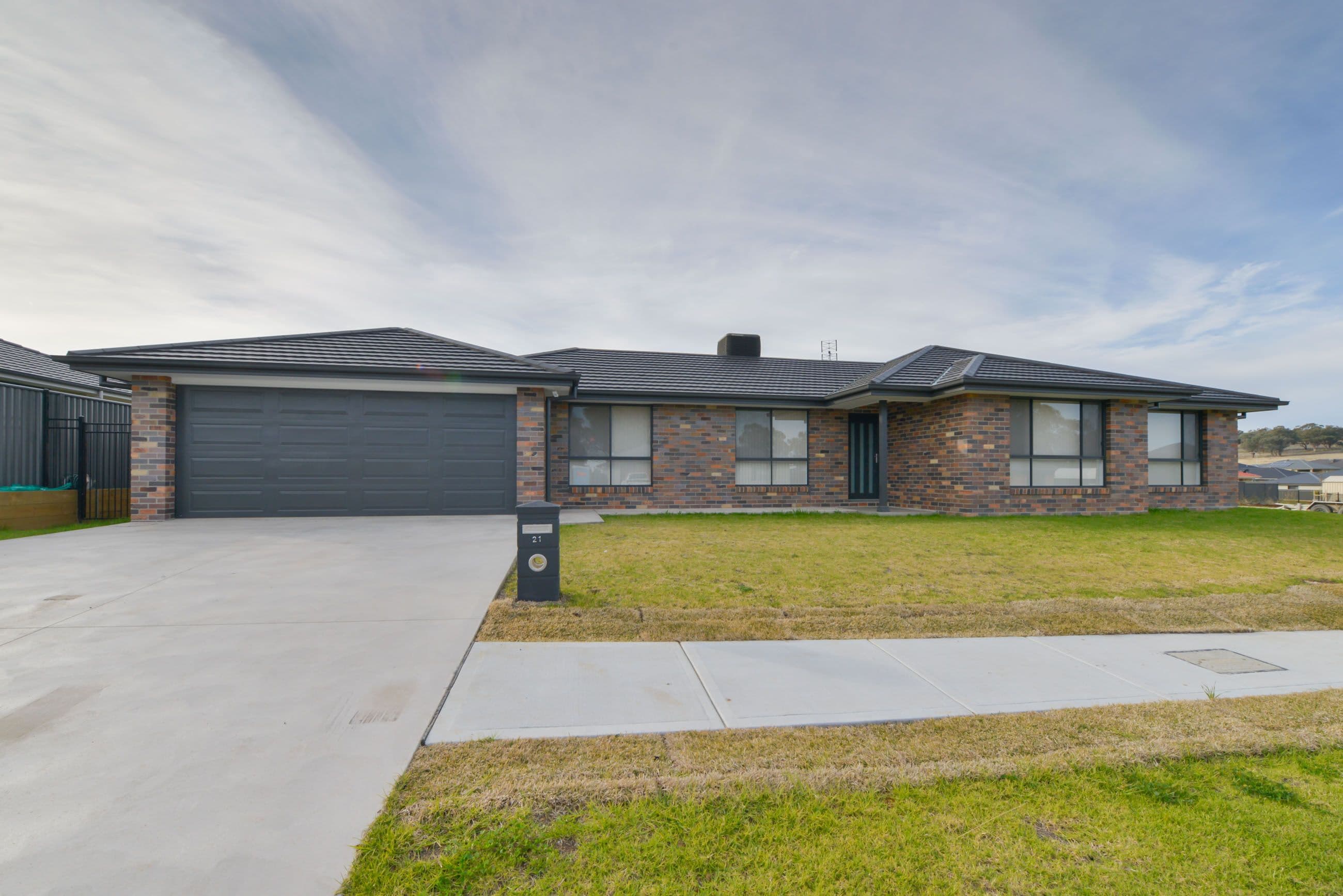 21 Faringdon Street, TAMWORTH NSW 2340, Tamworth - Image 1