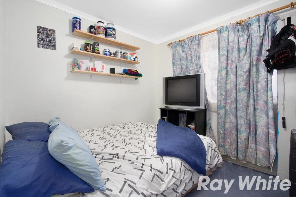 2 Broadbent Way, Pakenham VIC 3810, Pakenham - Thumbnail 8