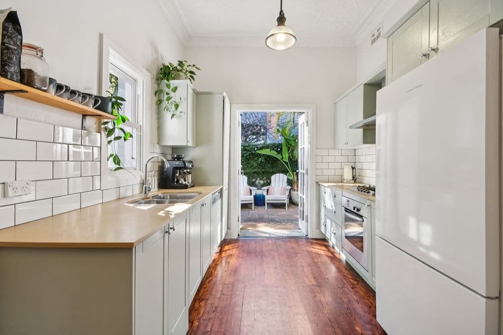 1/113 Spit Road, Mosman - Thumbnail 3