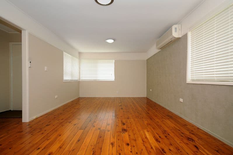 22 Cleary Street, Centenary Heights QLD 4350, Centenary Heights - Thumbnail 2