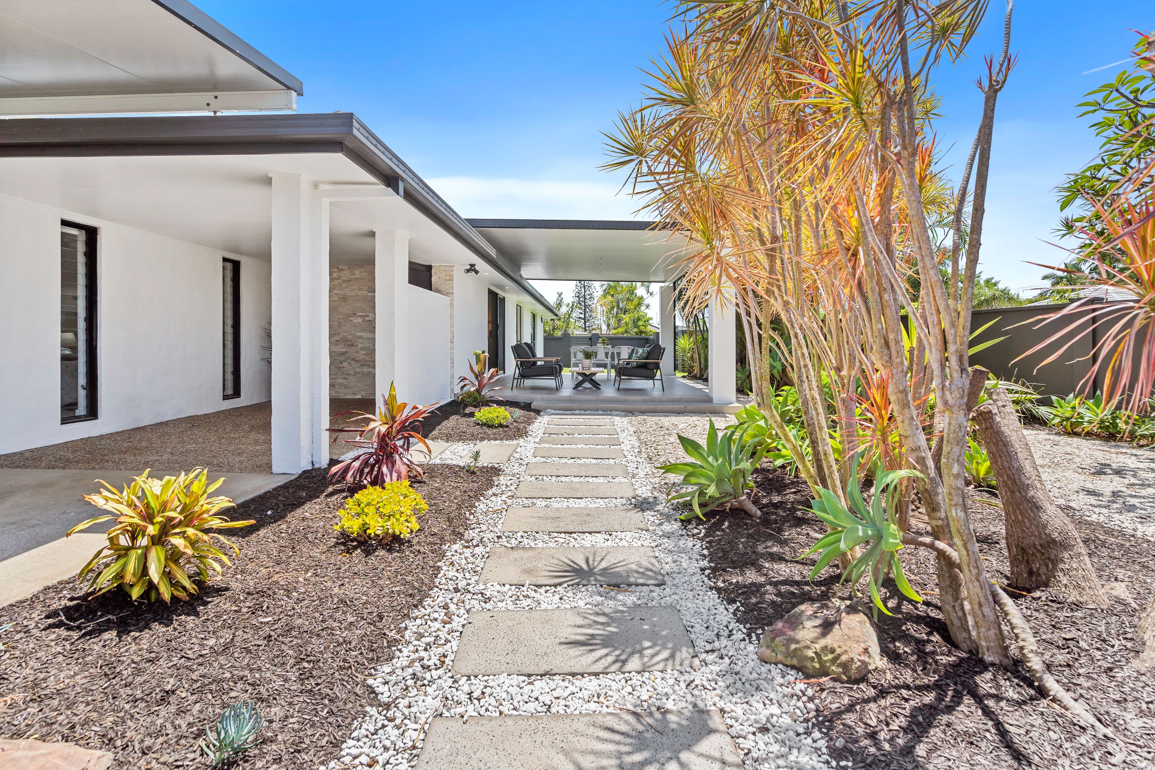 1 Tekapo Street, Broadbeach Waters QLD 4218, Broadbeach Waters - Thumbnail 3
